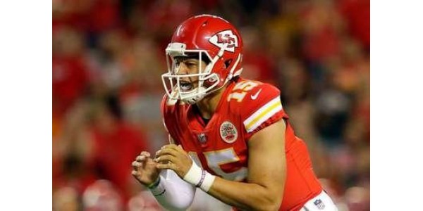 Patrick Mahomes a signé un contrat de 10 ans avec les chefs de Kansas City